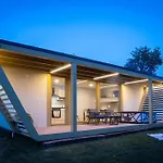House Hona Lux Velike Lasce