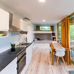 House Hona Lux