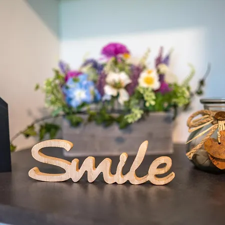 House Hona Lux Velike Lasce