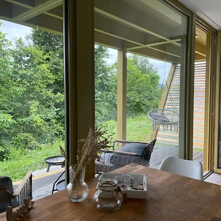 Semesterbostad House Hona Lux *